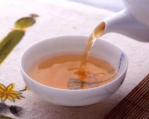 普洱茶越喝越餓?喝普洱茶真能刮油嗎?